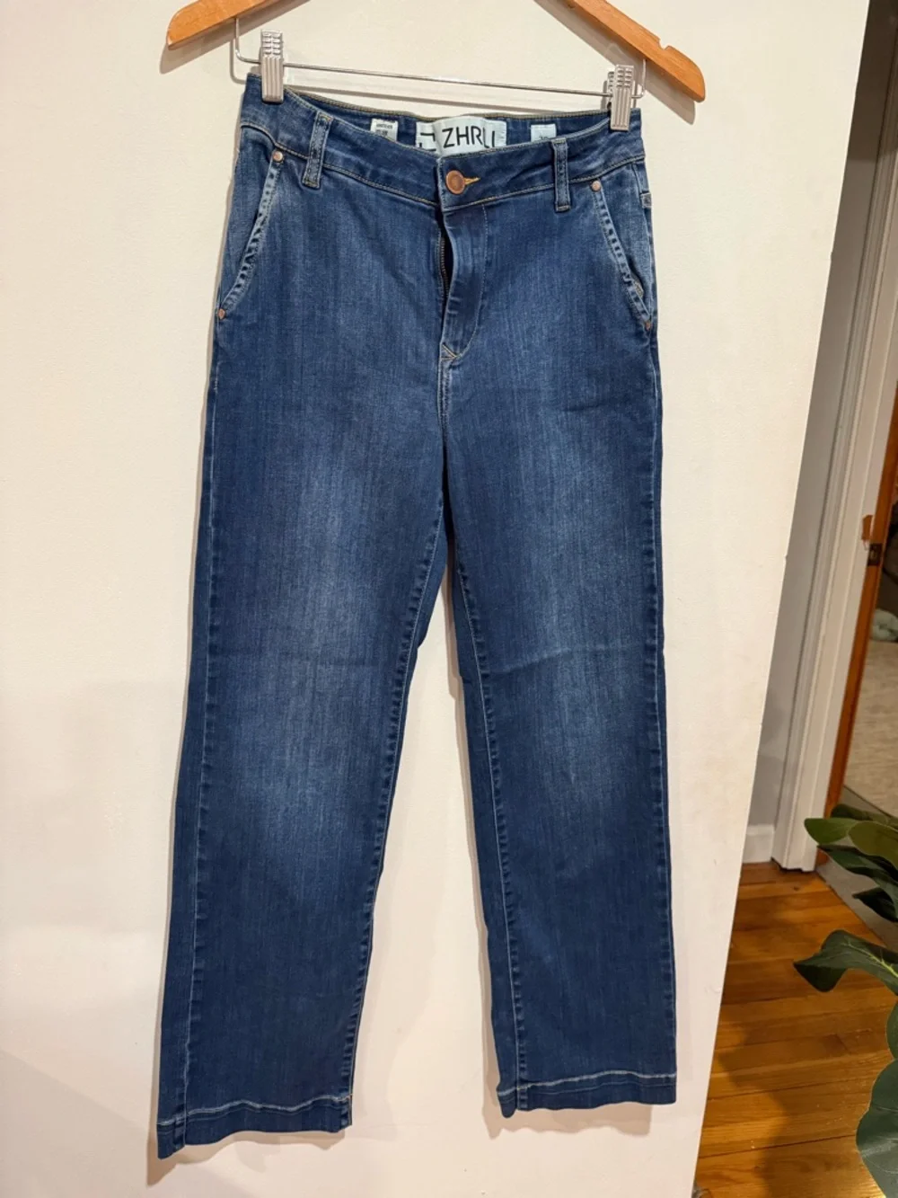 Women's Indigo Straight-Leg Jeans